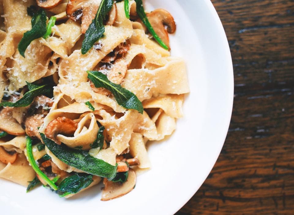 Pasta fresca con espinacas